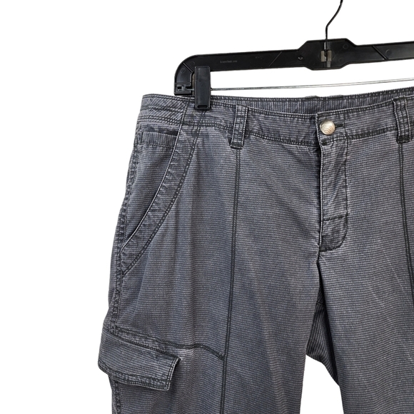 Mountain Hardwear Women's Paneled Cargo Pants - 10/32 - Picture 2 of 9